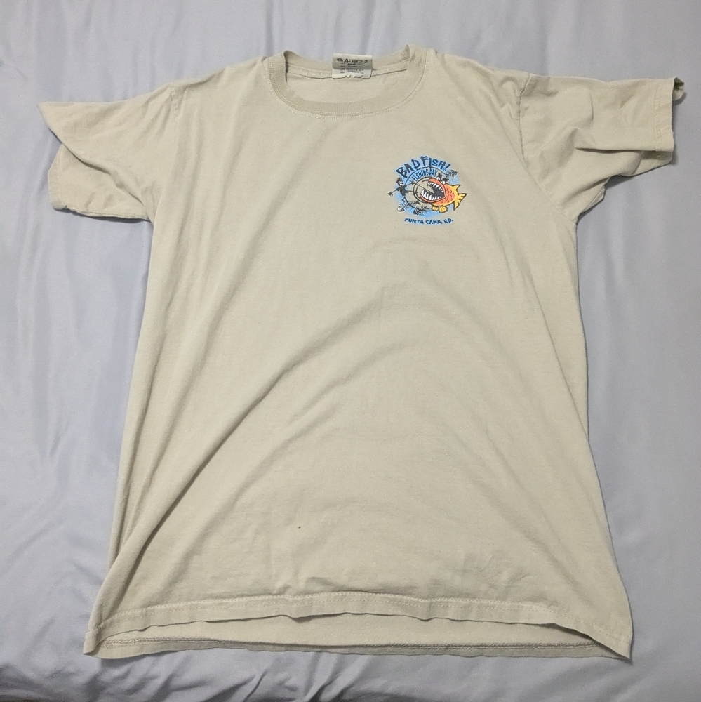 graphic tee
